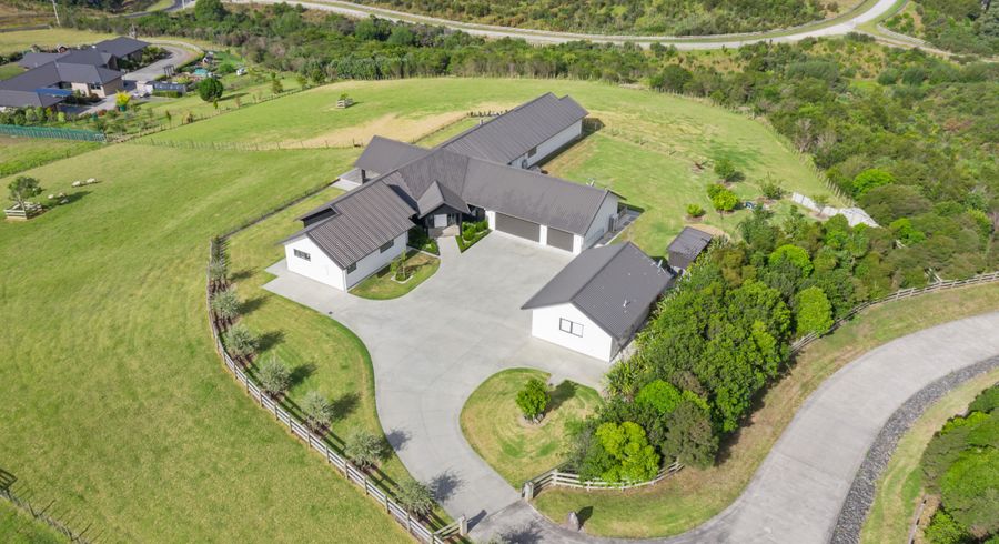  at 290 Whitford Park Rd, Whitford