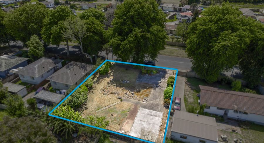  at 11 Redcrest Avenue, Papakura, Papakura, Auckland