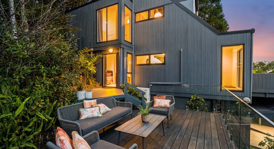  at 35 Pluto Place, Beach Haven, North Shore City, Auckland