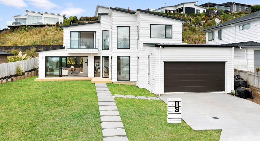  at 7 Ruth Craig Place, Stanmore Bay, Whangaparaoa