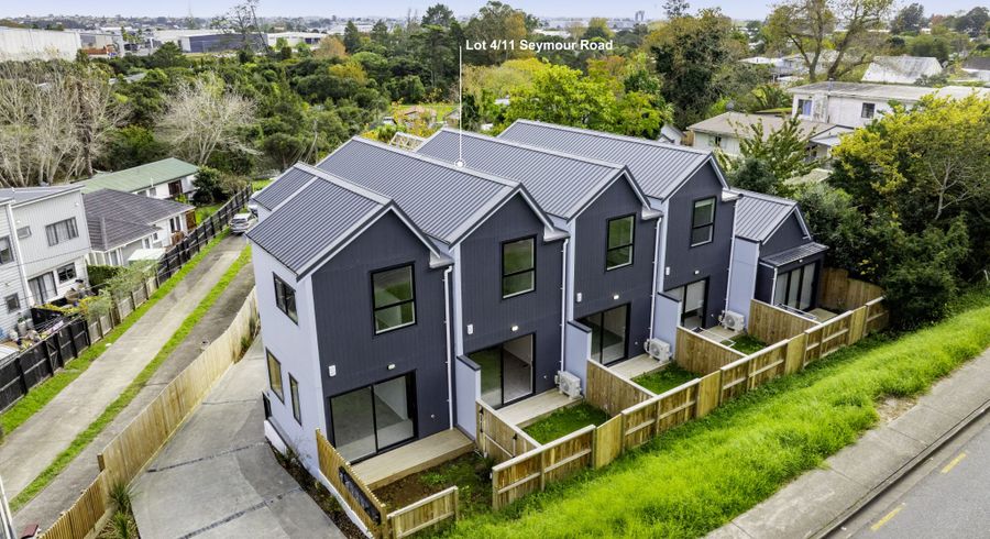  at 4/11 Seymour Road, Sunnyvale, Waitakere City, Auckland