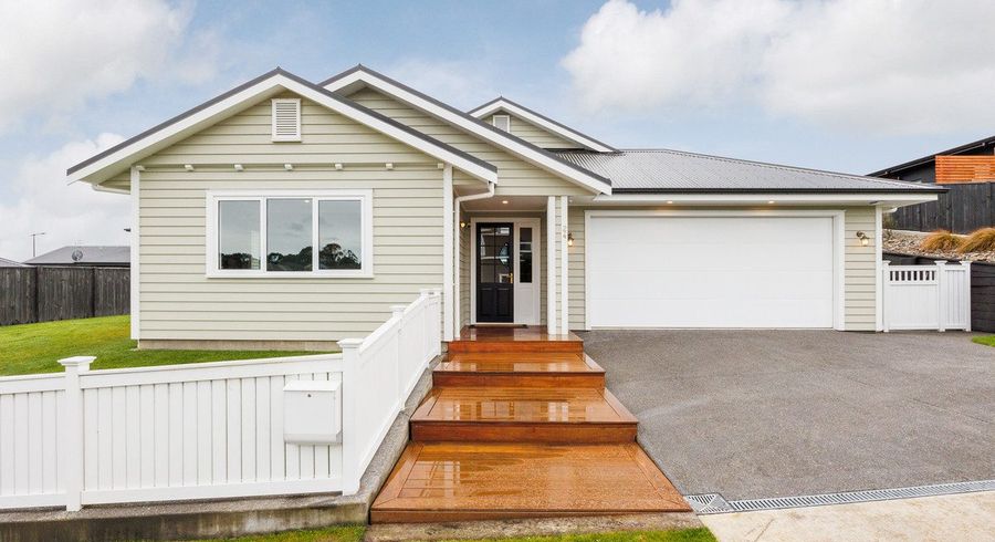  at 24 Vaucluse Heights, Fitzherbert, Palmerston North, Manawatu / Whanganui