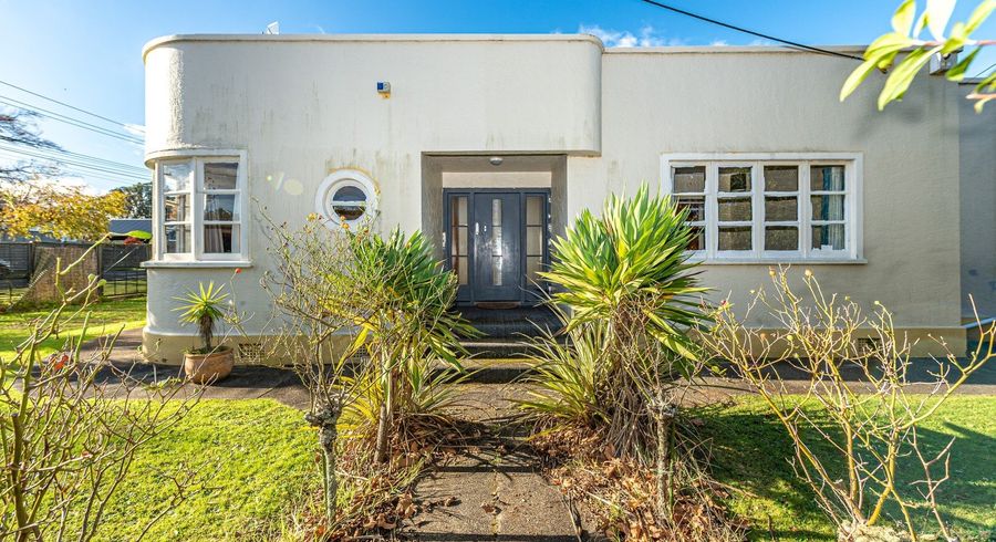  at 8 Peakes Road, Saint Johns Hill, Whanganui, Manawatu / Whanganui