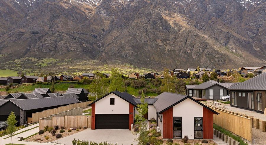  at 25 Spur Ridge Rise, Hanley's Farm, Jacks Point, Queenstown-Lakes, Otago