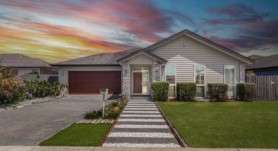  at 17 Larmer Drive, Kumeu, Rodney, Auckland