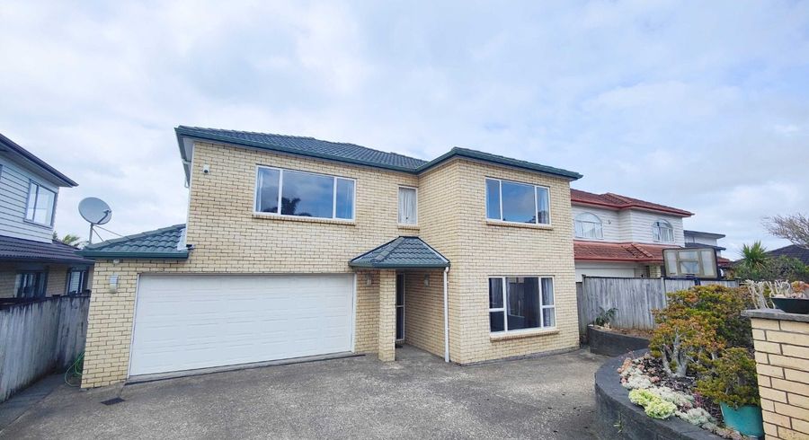  at 6 Beggs Way, Flat Bush, Manukau City, Auckland