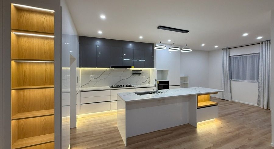  at 56A Hogarth Rise, West Harbour, Waitakere City, Auckland