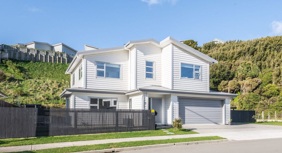  at 13 Farnworth Tce, Churton Park, Wellington