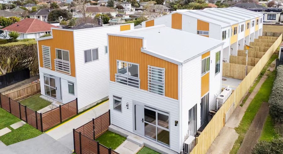  at 9 Coral Crescent, Panmure, Auckland City, Auckland