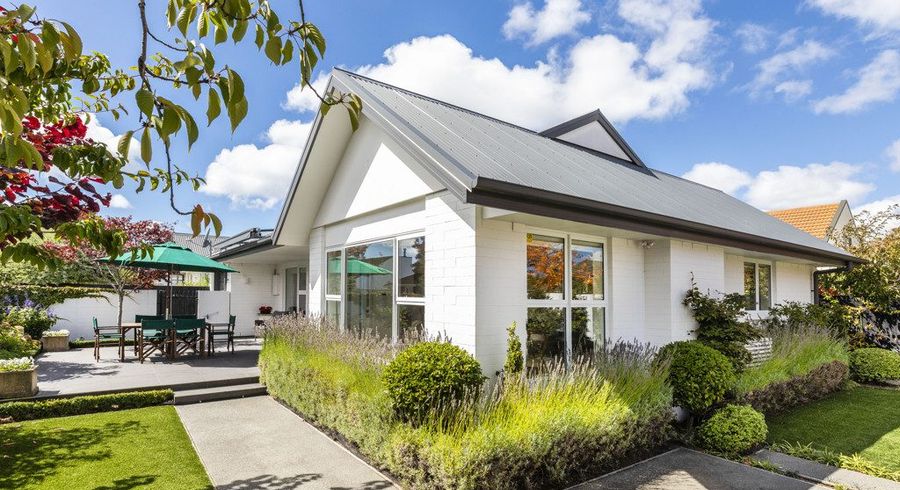  at 90 Winchester Street, Merivale, Christchurch City, Canterbury