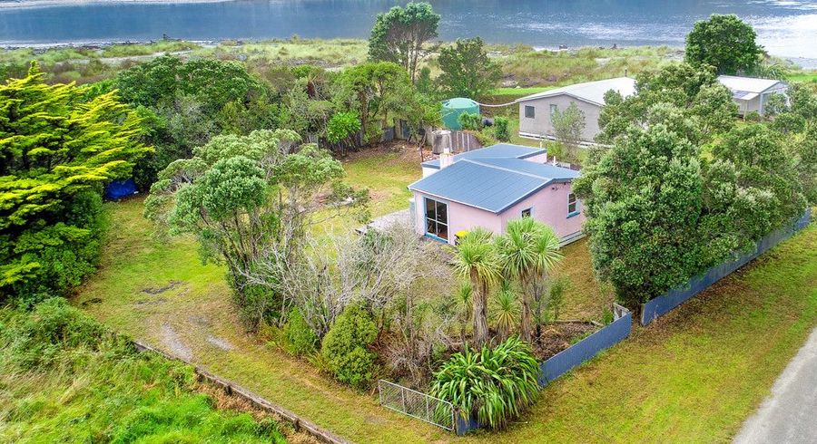  at 5 Burnett Street, Mokihinui
