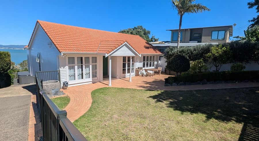  at 18 Tizard Road, Birkenhead, Auckland