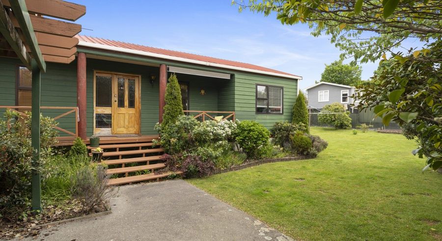  at 39 Glen Road, Raumati South, Paraparaumu