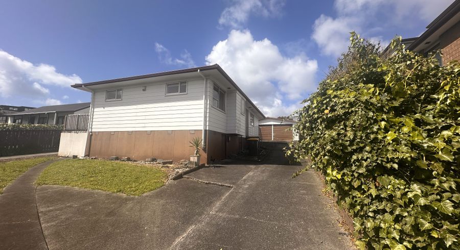  at 32 Aberfeldy Ave, Highland Park, Manukau City, Auckland