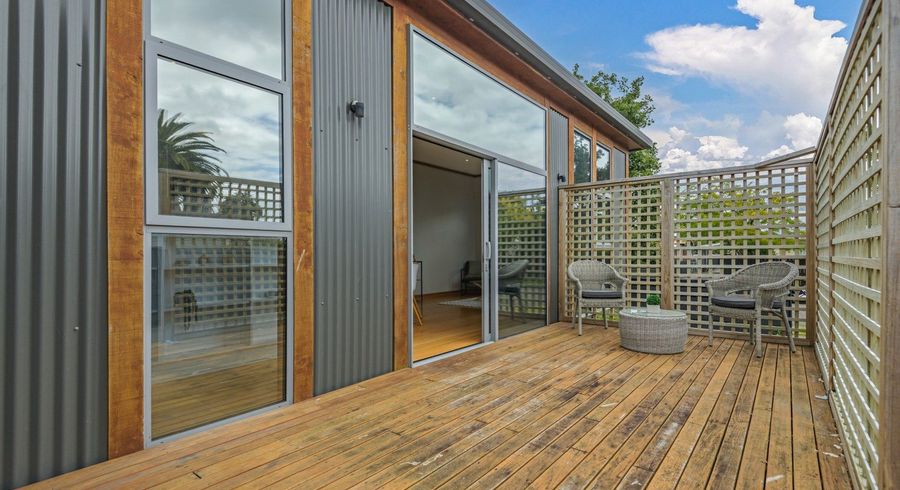  at 3 Acacia Street, Kelvin Grove, Palmerston North, Manawatu / Whanganui