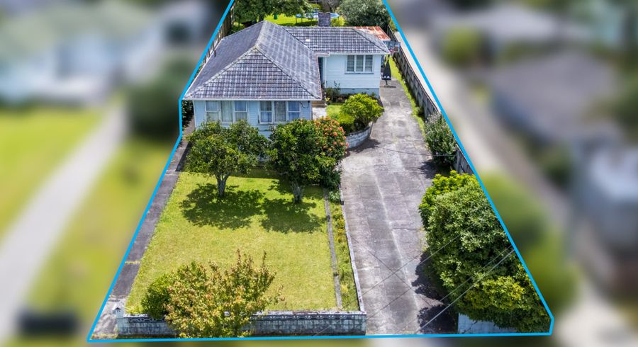  at 13 Waione Avenue, Te Atatu Peninsula, Waitakere City, Auckland