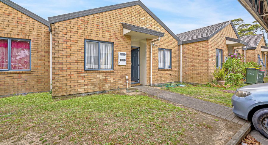  at 11/202 Massey Road, Māngere East, Auckland