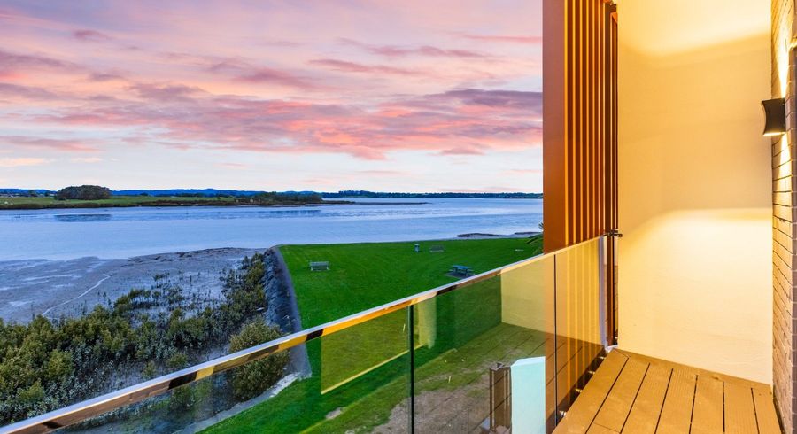  at 9/21 Hazards Road, Weymouth, Manukau City, Auckland