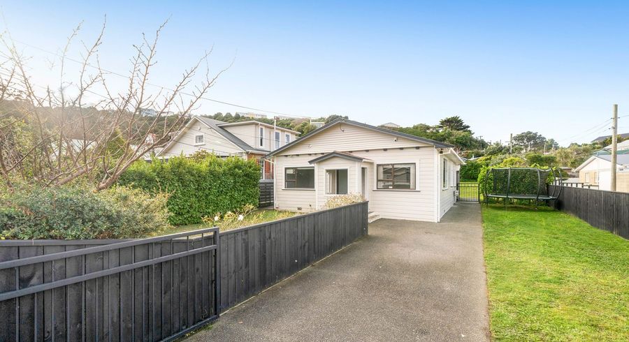  at 17 Rotherham Terrace, Miramar, Wellington