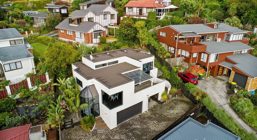  at 2/4 Dorrit Lane, Howick, Auckland
