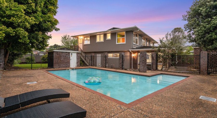  at 10 Dover Place, Remuera, Auckland City, Auckland