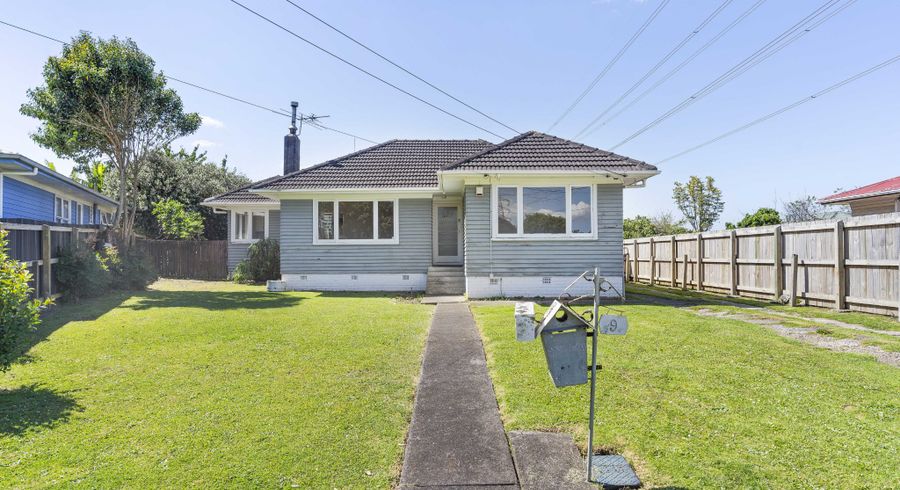  at 9 Leslie Place, Otara, Auckland