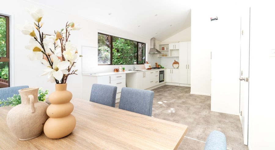  at 16 Garden Road, Northland, Wellington, Wellington