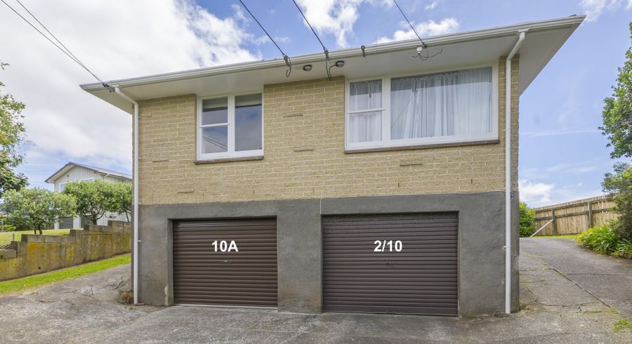  at 2/10 Ernest Street, Rānui, Porirua