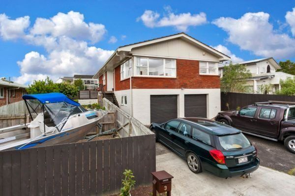  at 3 Juliet Avenue, Howick, Manukau City, Auckland