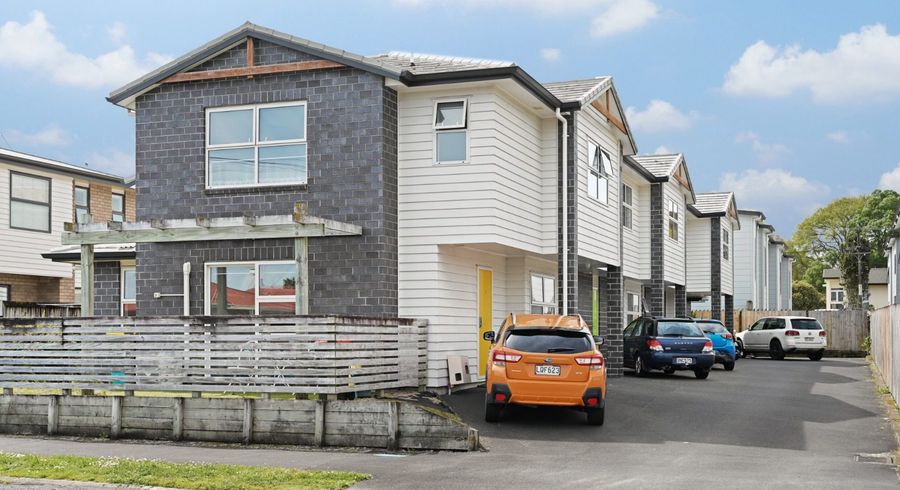  at 5/16C Hogan Street, Hillcrest, Hamilton, Waikato