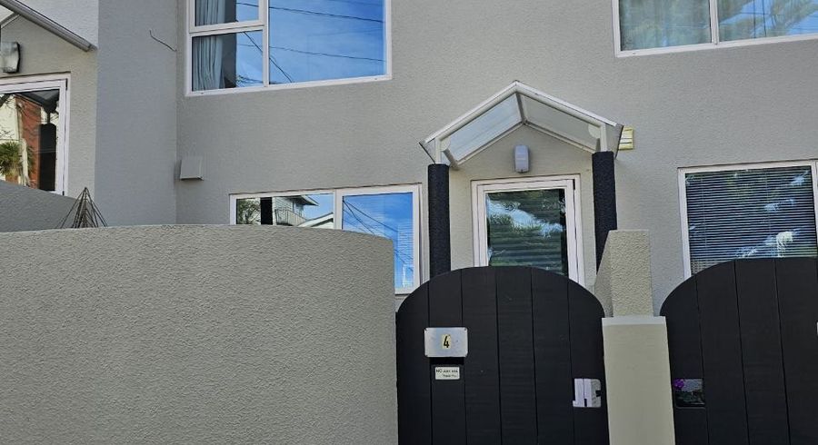  at 4/20 Thompson Street, Mount Cook, Wellington