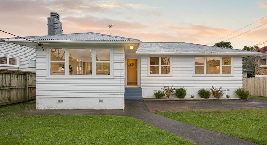  at 1/221 Birkdale Road, Birkdale, North Shore City, Auckland