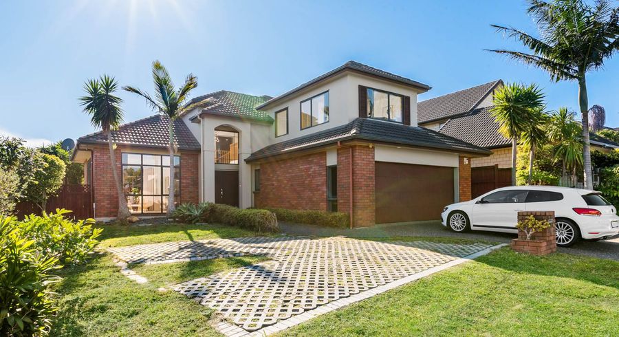  at 16 Maybole Drive, Flat Bush, Auckland