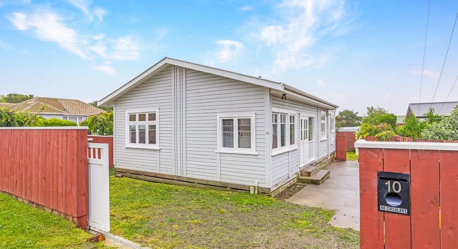  at 10 Parakai Street, Paraparaumu