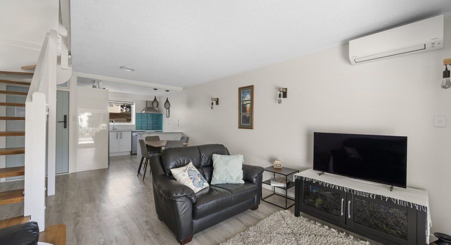  at 233 Marine Parade, Napier South, Napier