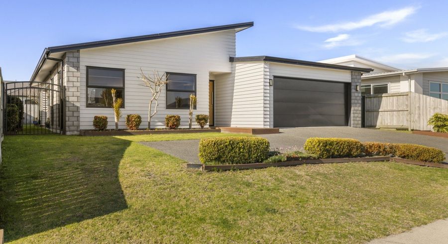  at 79 Sandhurst Drive, Papamoa Beach, Papamoa