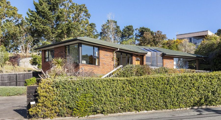  at 1/127 Moncks Spur Road, Redcliffs, Christchurch
