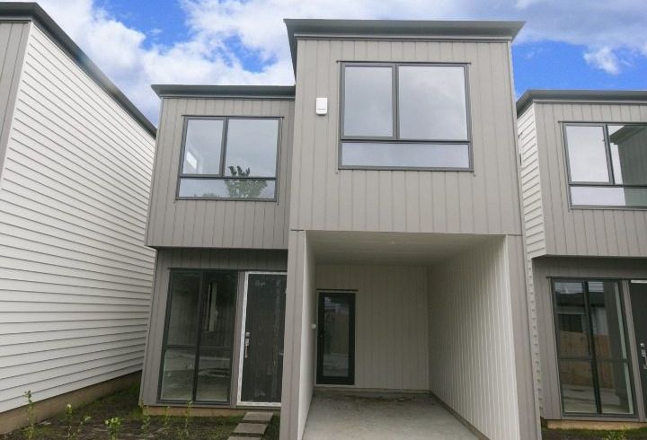  at 82F Salisbury Road, Birkdale, North Shore City, Auckland