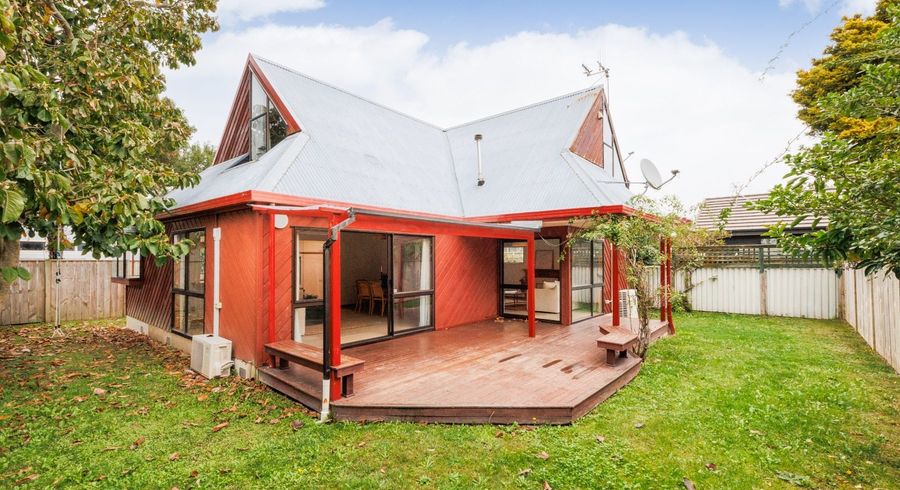  at 2 Montgomery Terrace, Hokowhitu, Palmerston North