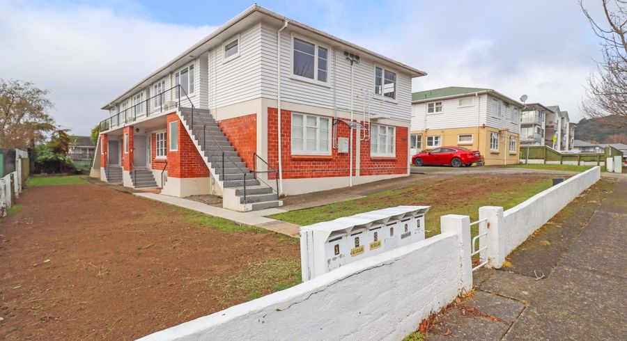  at 4/2 Argyle Grove, Trentham, Upper Hutt, Wellington