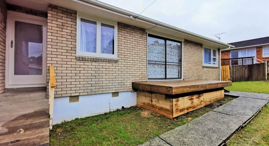 at 93 Hendry Avenue, Hillsborough, Auckland City, Auckland