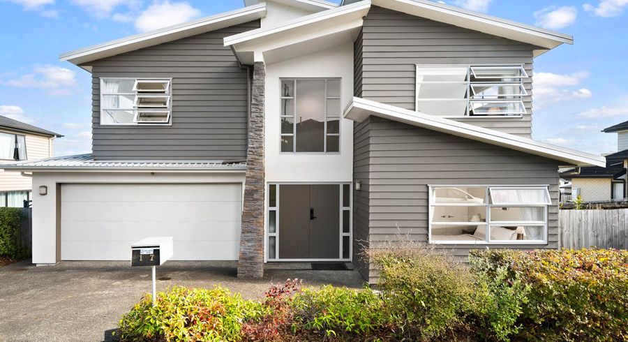 at 17 Wye Oak Drive, Schnapper Rock, Auckland