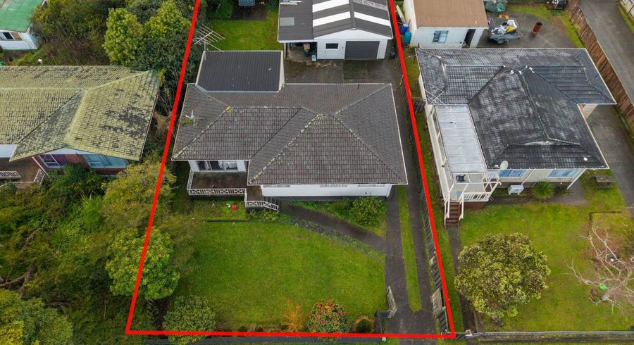  at 13 Arnwood Street, Manurewa, Manukau City, Auckland