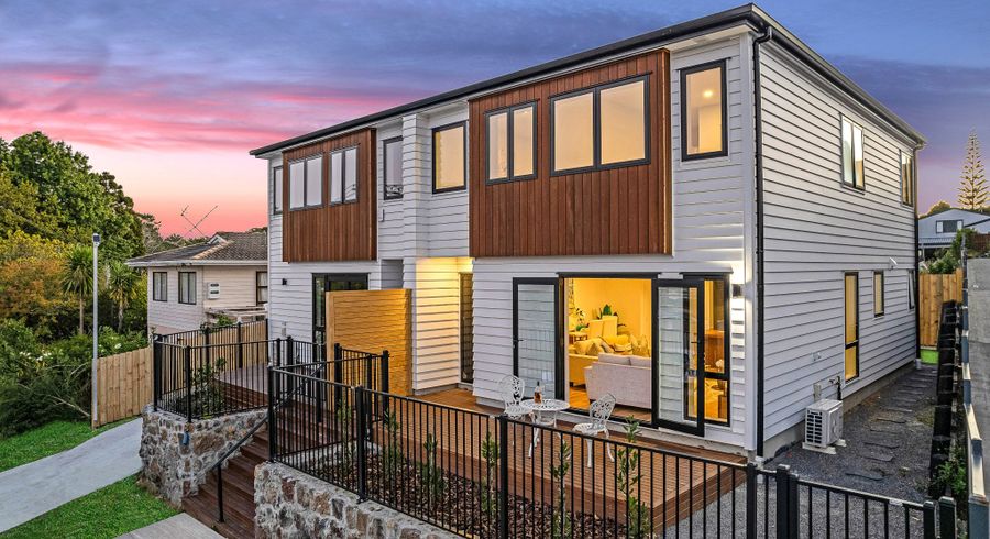  at 5A Crystal Avenue, Glendene, Waitakere City, Auckland