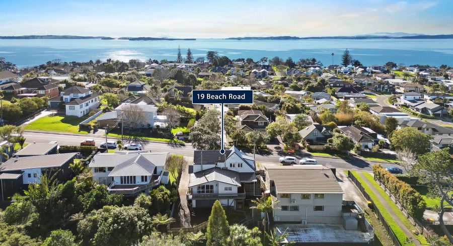  at 19 Beach Road, Mellons Bay, Manukau City, Auckland