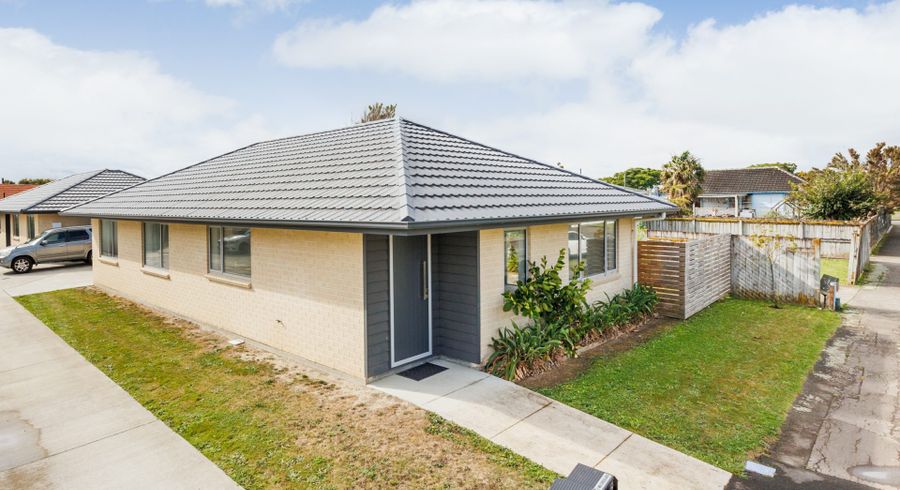  at 140 Rugby Street, Awapuni, Palmerston North