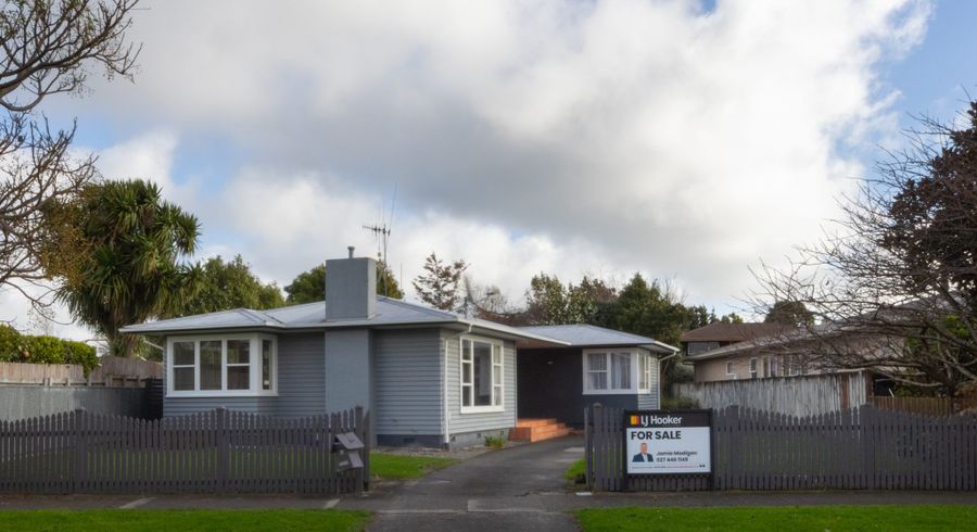  at 88 Wikiriwhi Crescent, Awapuni, Palmerston North