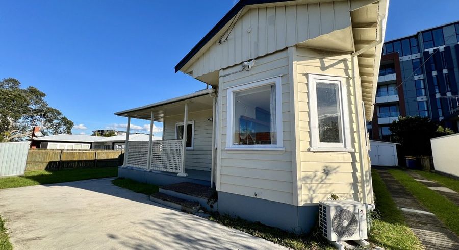  at 28 Auburn Street, Takapuna, North Shore City, Auckland