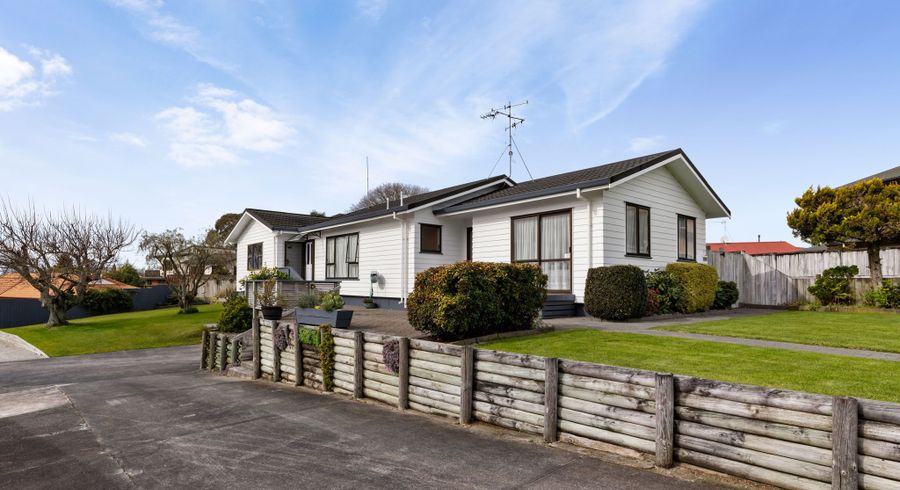  at 43 Lansdowne Crescent, Glenview, Hamilton, Waikato
