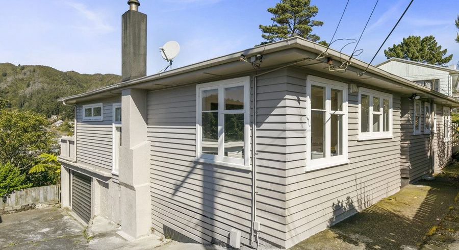  at 23 Amundsen Grove, Stokes Valley, Lower Hutt, Wellington